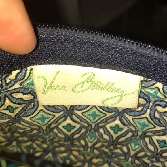 Vera Bradley cross body purse - Picture 3 of 3